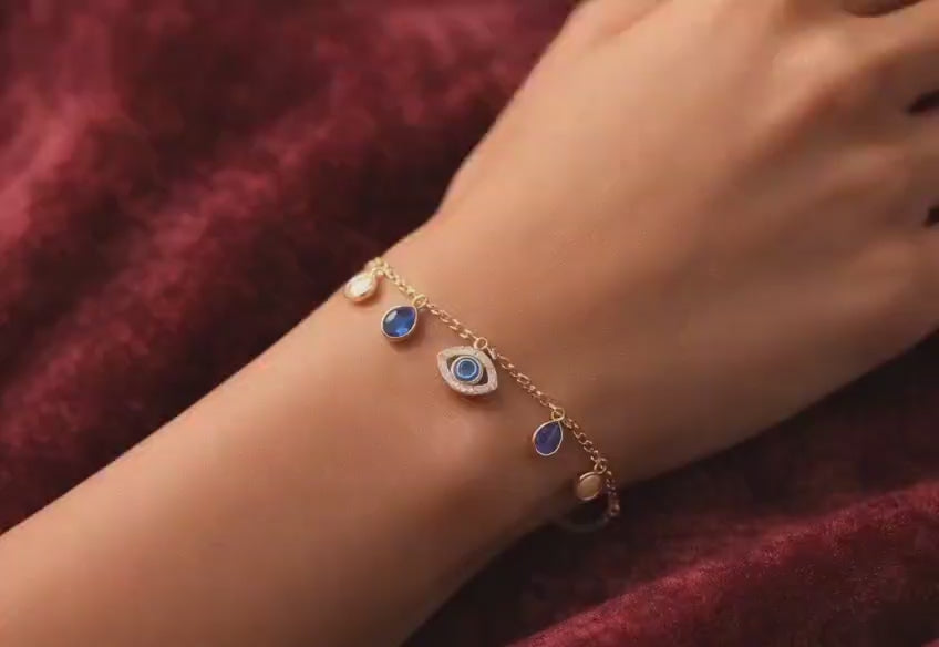 Evil Eye Charm Bracelet 🧿