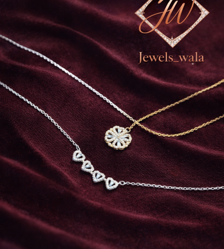 Dual design necklace set